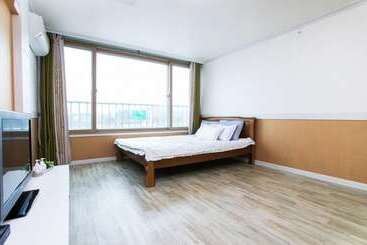 هتل Samcheok Sicily Pension