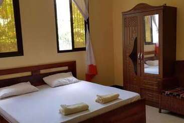 هتل Utulivu House