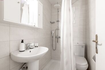 هتل Zante Riva Studios