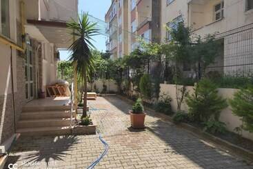 Mi̇la Sui̇te