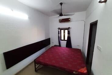 پانسیون Janardan Homestay Lucknow
