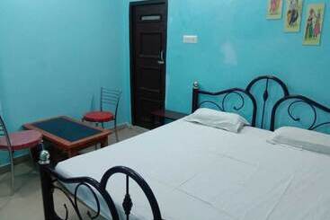 پانسیون Janardan Homestay Lucknow