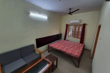 پانسیون Janardan Homestay Lucknow