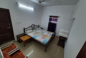 پانسیون Janardan Homestay Lucknow