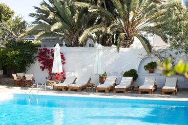 پانسیون She Mykonos  Luxury Apartments