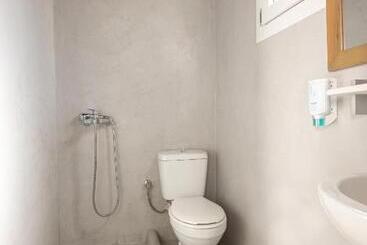 پانسیون She Mykonos  Luxury Apartments
