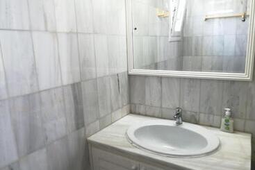 پانسیون She Mykonos  Luxury Apartments
