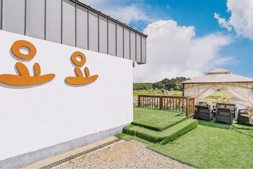 پانسیون Taean Yoyo Kids Poolvilla