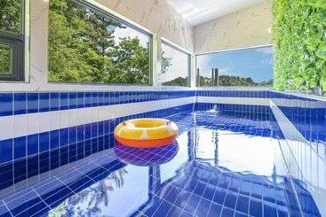 پانسیون Taean Yoyo Kids Poolvilla