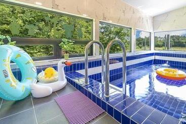 پانسیون Taean Yoyo Kids Poolvilla