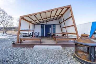 پانسیون Yangyang The Grand Blue Glamping