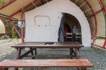 پانسیون Yangyang The Grand Blue Glamping