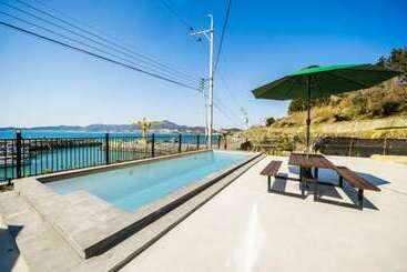 Yeosu Wayo Ocean View Pension