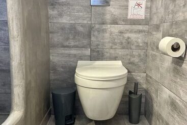 Aeron Suites
