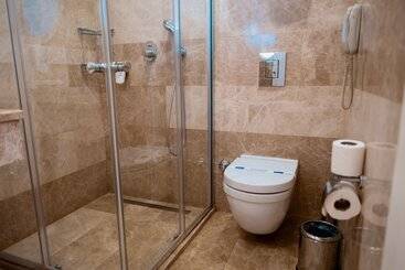 Alesta Residence