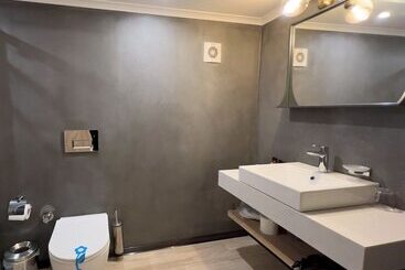 Cunda Pi̇er Otel