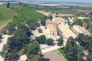 مسافرخانه Borgo Vita Novella