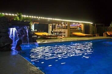 هتل Casa Swell Coronado
