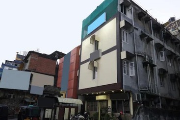هتل Goroomgo Greenland Guwahati