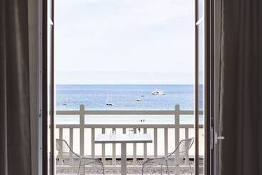 هتل Grand Hôtel Perros Guirec