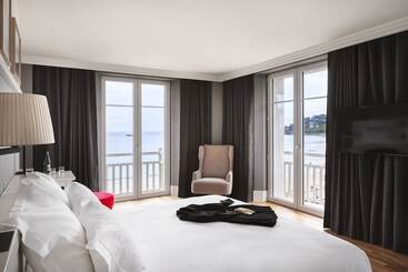 هتل Grand Hôtel Perros Guirec