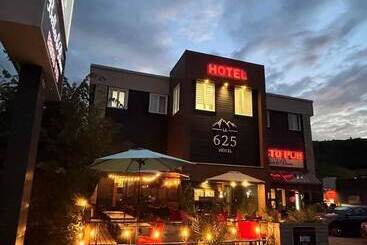 هتل Hôtel Le 625