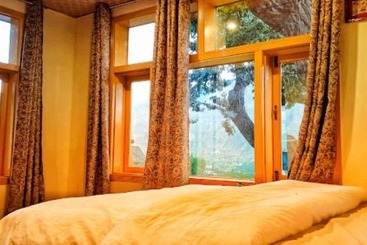 هتل Mountain Refuge Guest House