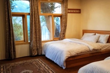 هتل Mountain Refuge Guest House