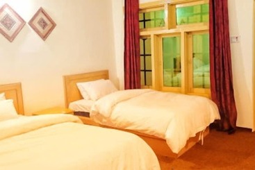 هتل Mountain Refuge Guest House
