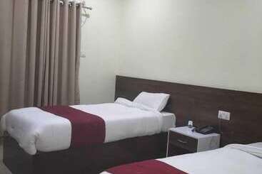 هتل Sun Star International