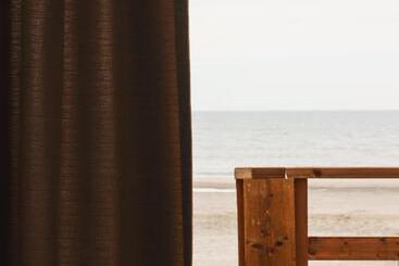 هتل Strandhuisjes Zoomers Aan Zee