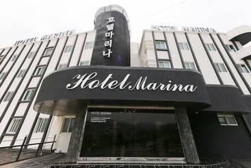 مُتل Asan Marina