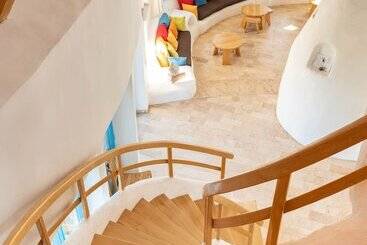 پانسیون 5 Chirpici Small Traditional Resort