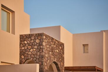 پانسیون Lilium Homes