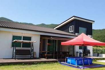 Pohang Haneulbyeoliyagi Pension