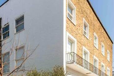 اقامتگاه Spacious & Modern 3brs House In Central London