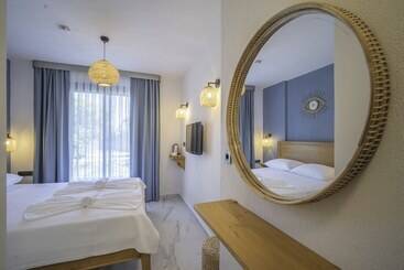 Venus Otel Datça