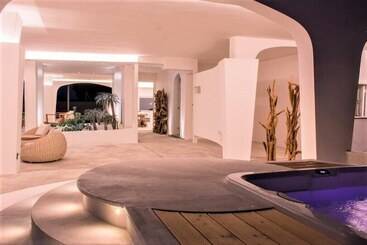تختخواب و صبحانه Valentino Luxury Room