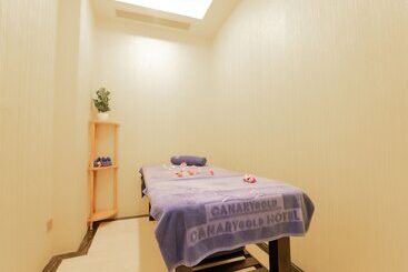 Canary Gold Hotel Quy Nhơn