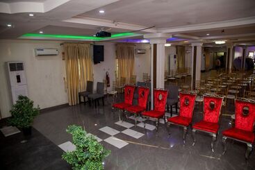 Emmy Hotels And Suites