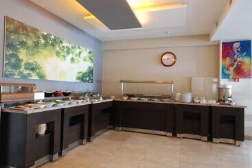 Hi̇ti̇t Otel