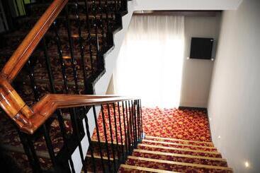 Hi̇ti̇t Otel