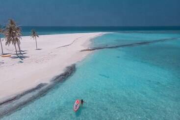 Hondaafushi Island Resort