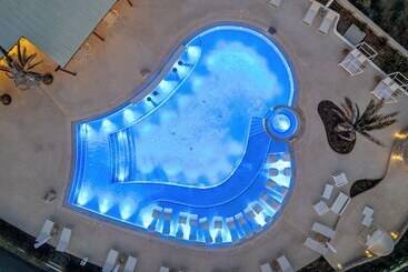 هتل Blue Pearls   Adults Only
