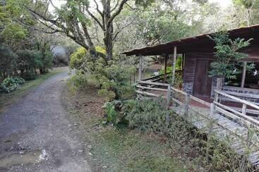 هتل El Bosque Lodging