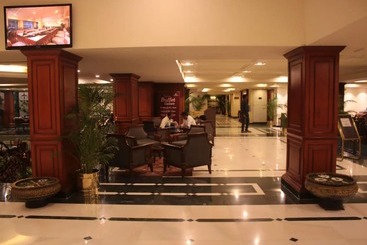هتل Goroomgo Crown Bhopal