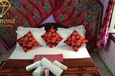 هتل Goroomgo Diamond Guest House Jaisalmer