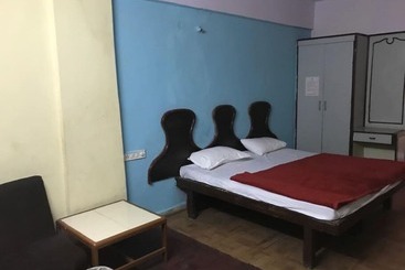 هتل Goroomgo Red Sea Plaza Bhopal