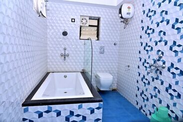 هتل Silver Land New Digha