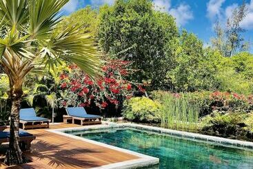 هتل The Good Life Mauritius